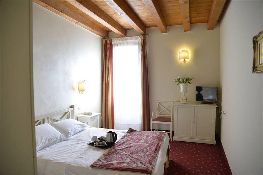 Franciscus Hotel Verona Exterior photo